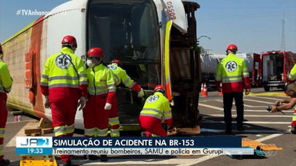 Simulação de acidente de trânsito na BR-153 reúne bombeiros, SAMU e polícia em Gurupi