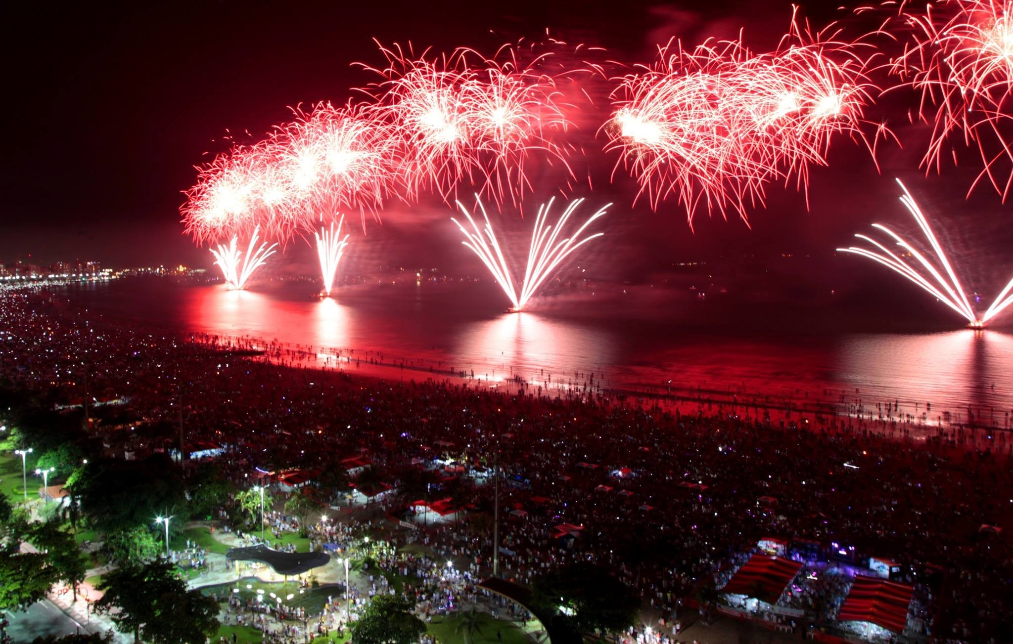 Réveillon em Santos terá 14 minutos de fogos e show de Guilherme Arantes 