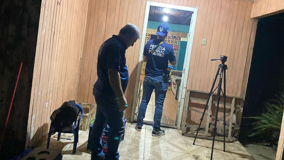 Perícia esteve na residência do homem — Foto: Polícia Civil RS/Divulgação