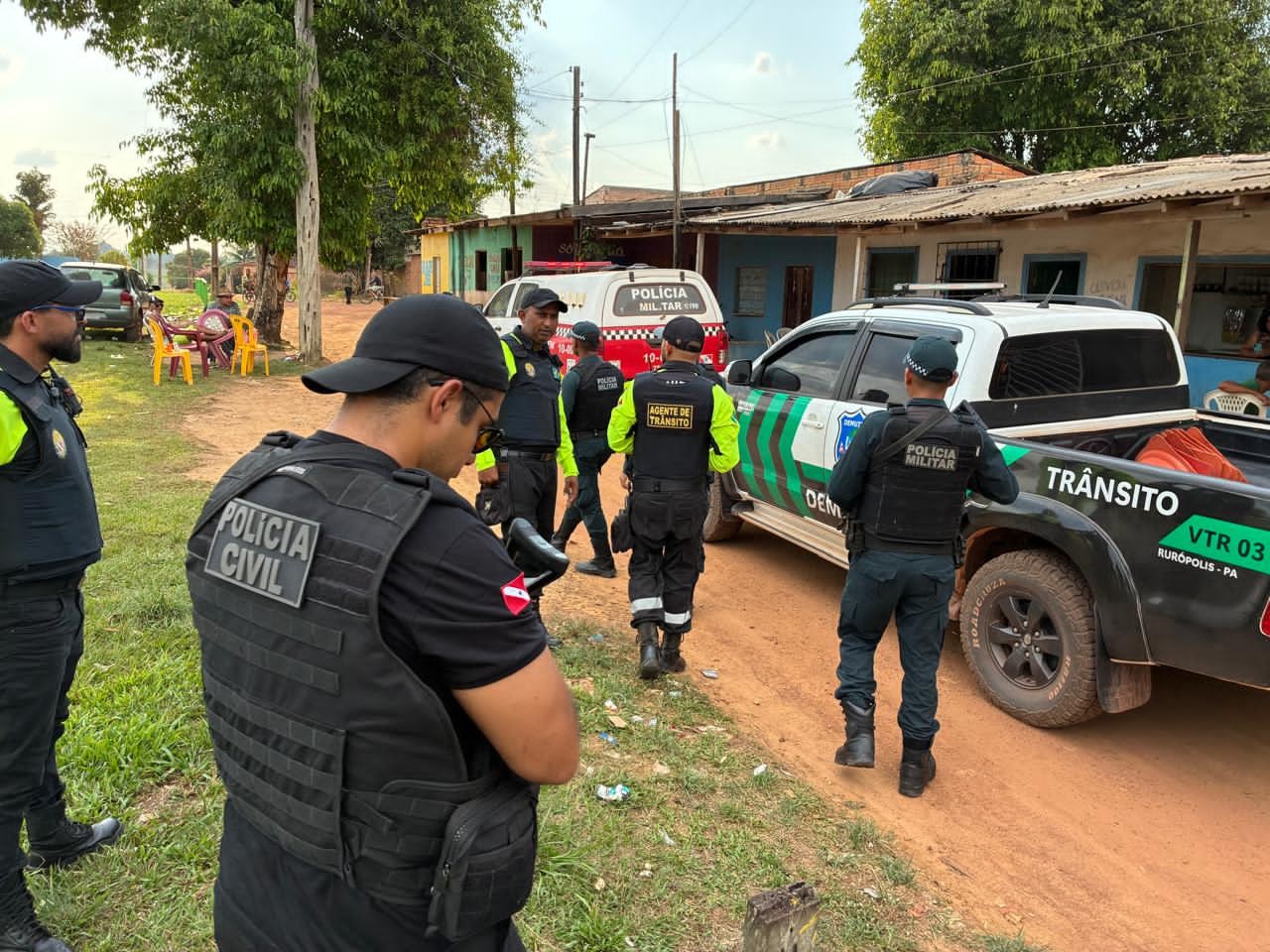 Forças de segurança e Demutran realizam ações preventivas no combate à criminalidade no município de Rurópolis