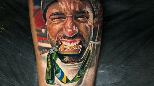 Lucas agradece torcedor por tatuagem após título: 'Coragem' - Foto: (Arquivo pessoal/Ricardo Soares)