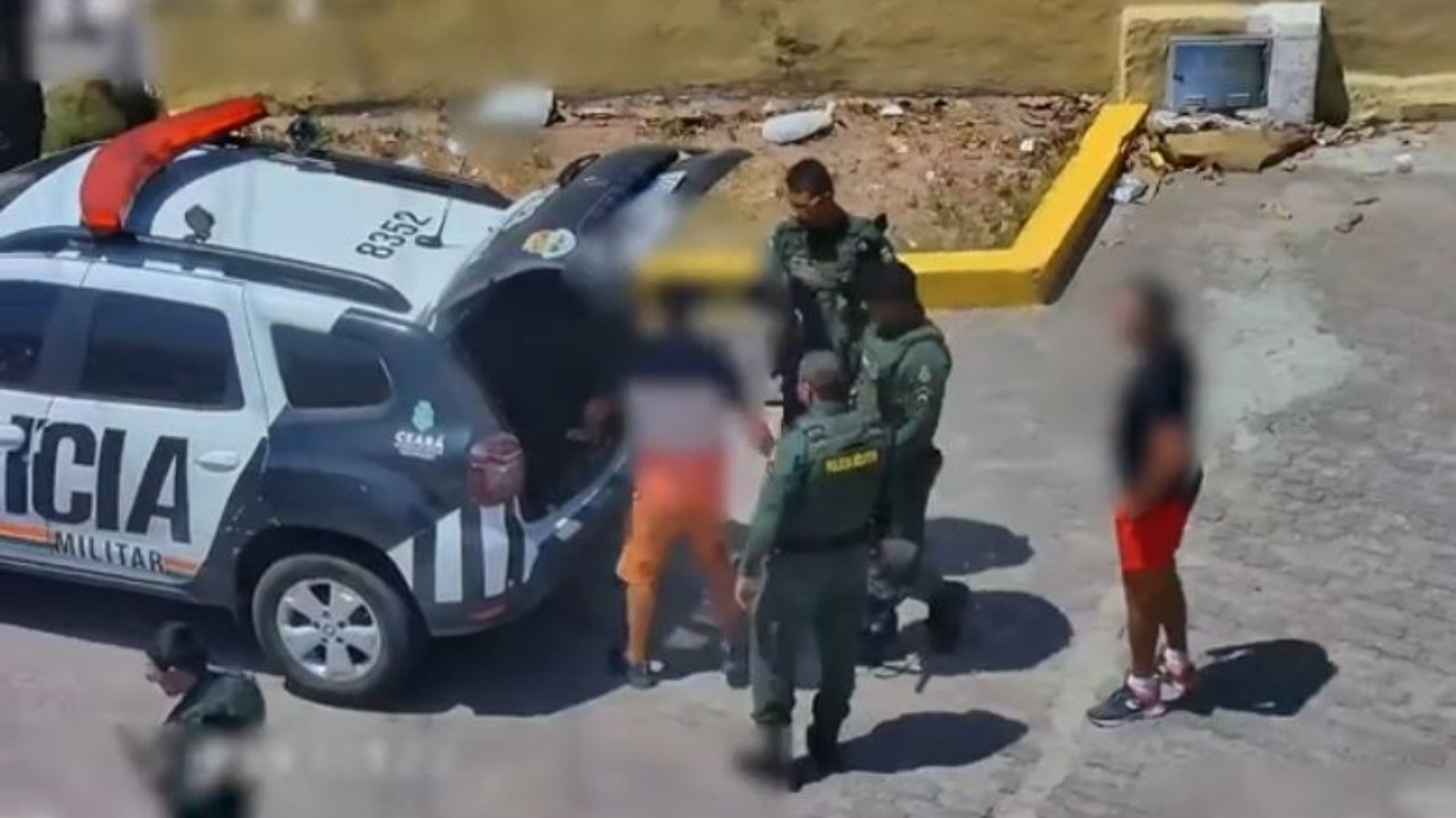 Suspeito de violência doméstica é preso ao ir no trabalho da ex em Fortaleza; veja vídeo