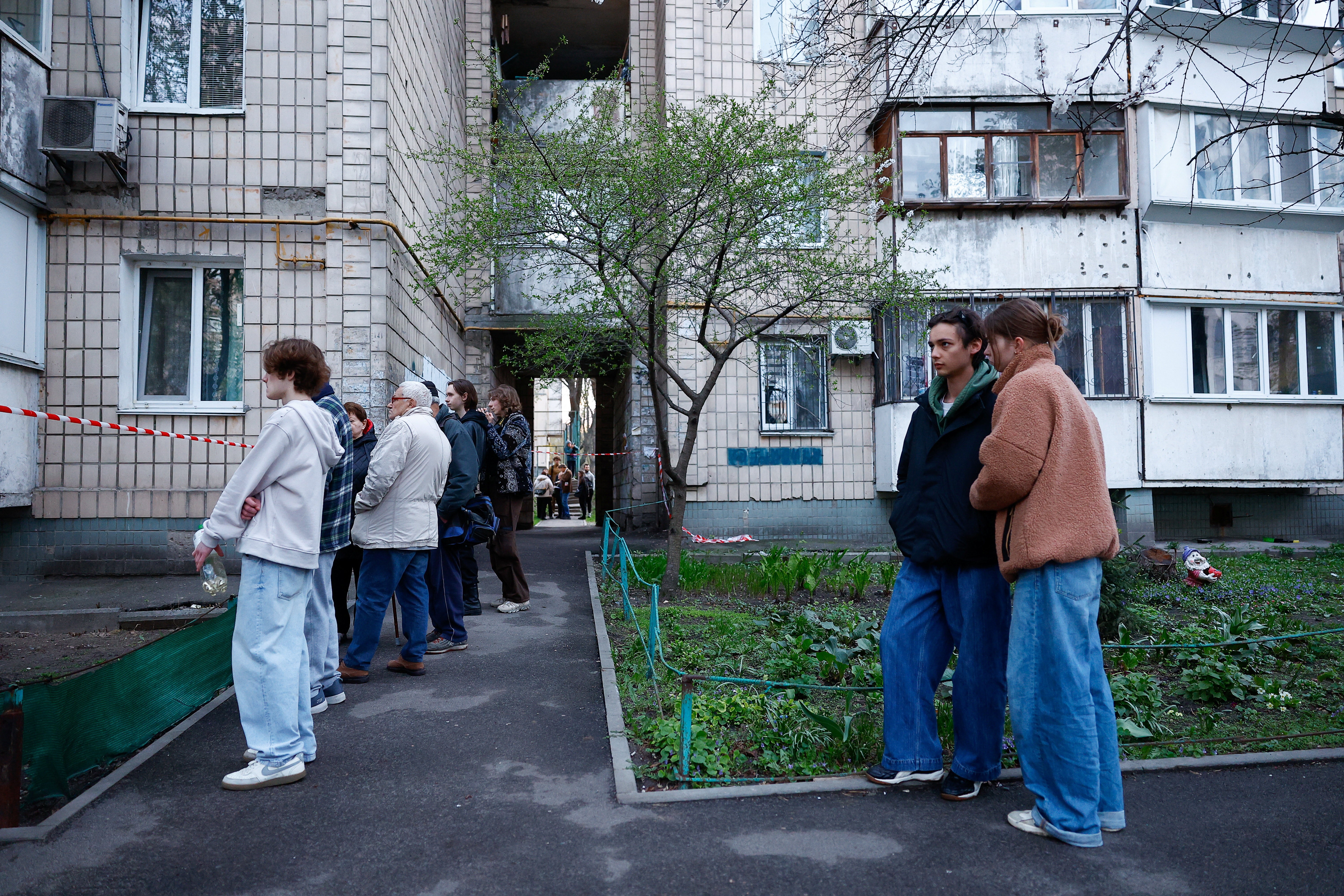 Homem faz reféns em supermercado na Ucrânia; cinco pessoas morreram