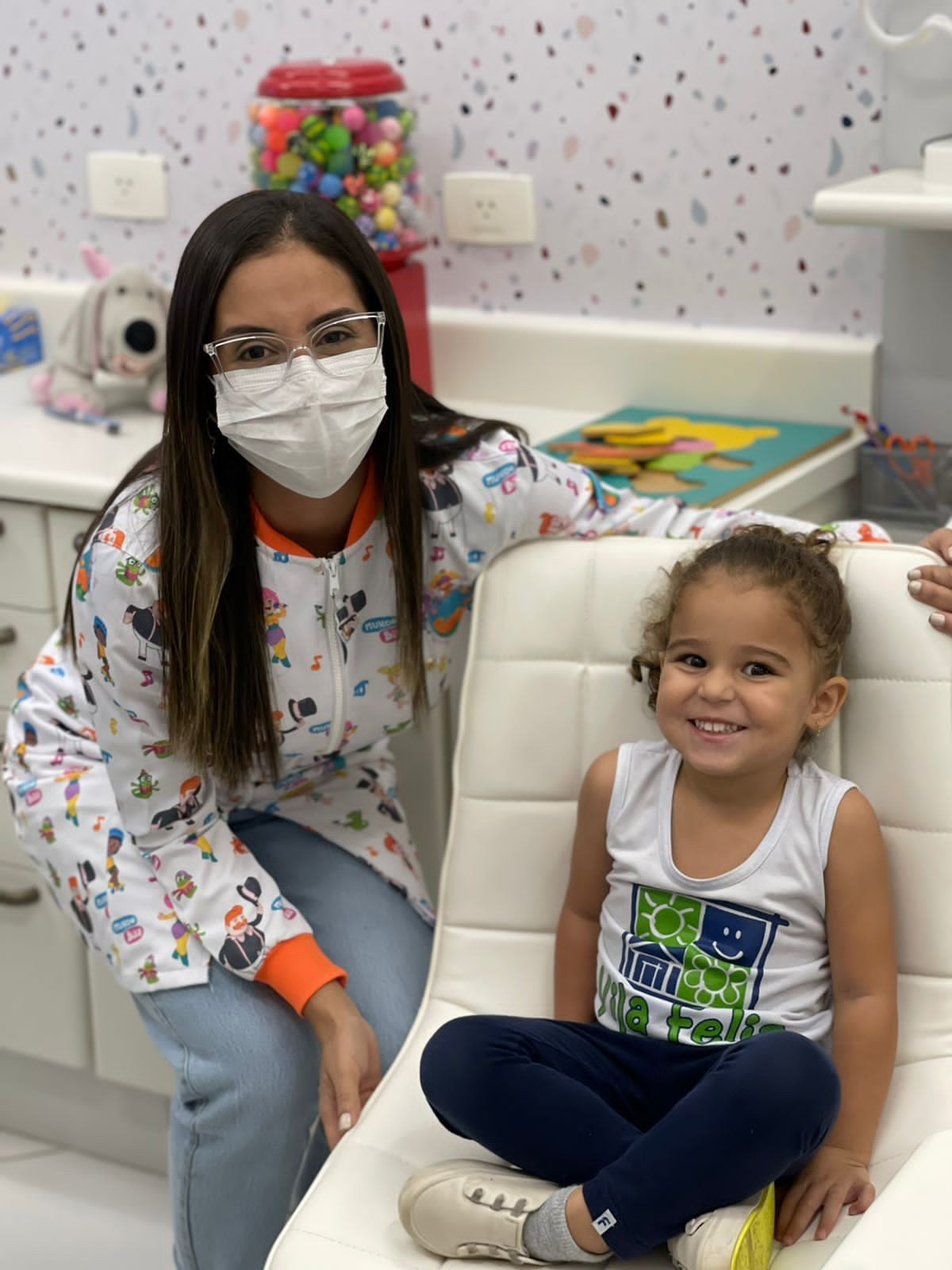 Clínica santista cuida do sorriso infantil antes mesmo da primeira dentição