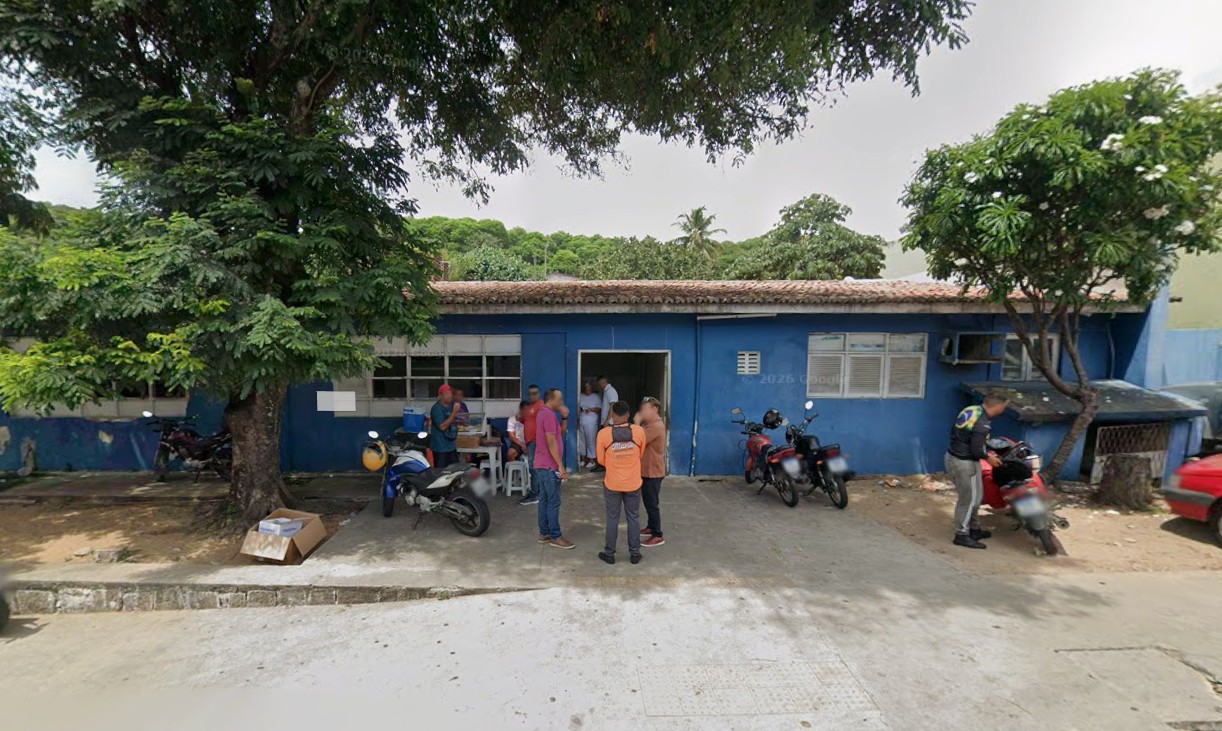 Unidade de saúde transfere pacientes após tiroteio em Mãe Luíza, em Natal