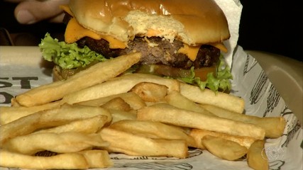 Dia mundial da batata frita: prato conquista diferentes paladares