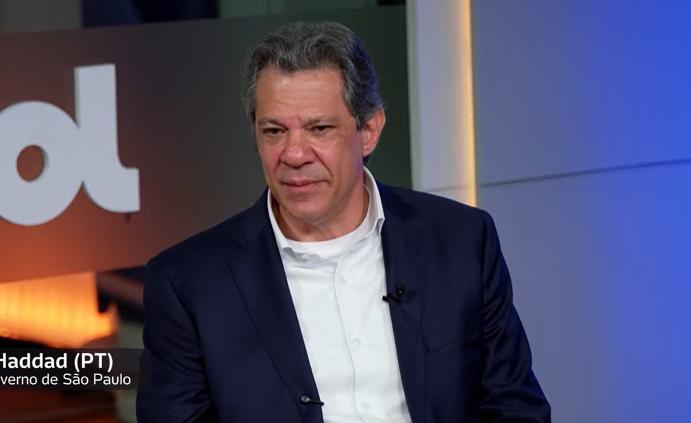 Haddad promete câmeras corporais funcionando 'ininterruptamente' e critica modelo de Tarcísio