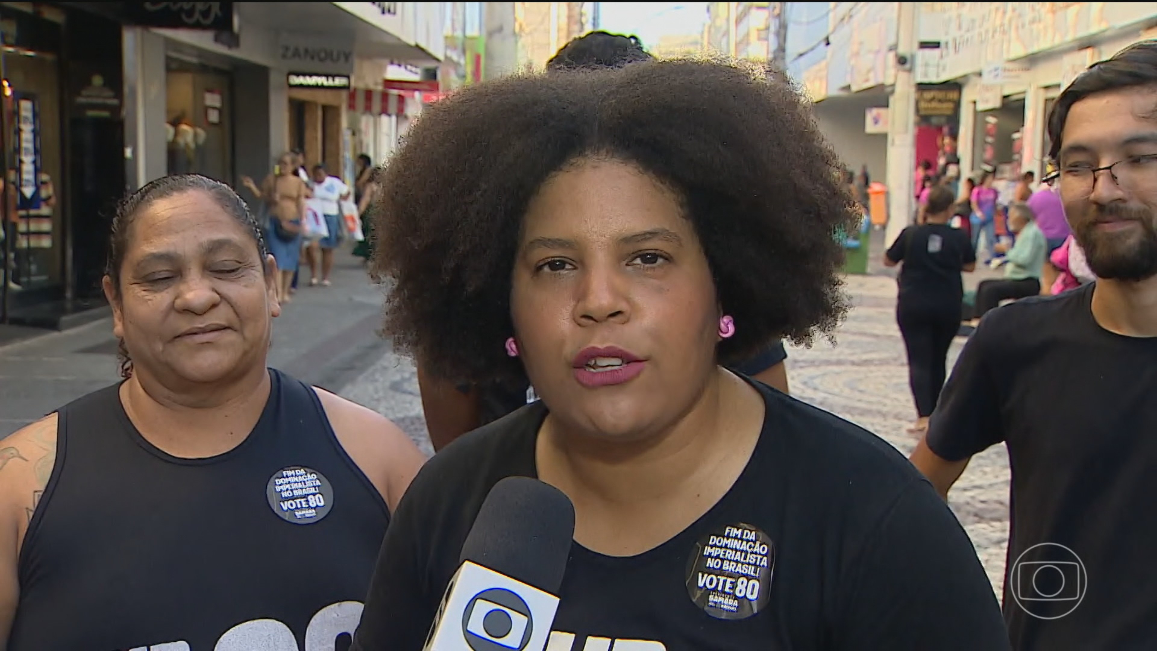 Samara Martins, candidata do partido Unidade Popular à Presidência, faz campanha em Sergipe