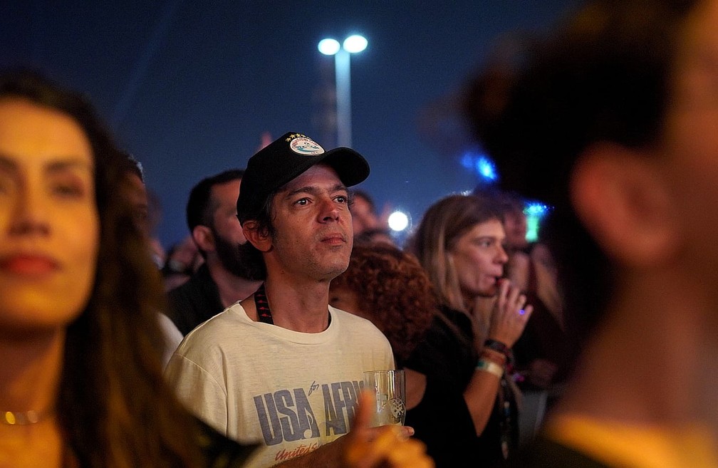 Bruno Mazzeo assiste ao show de Criolo no segundo dia de Rock in Rio 2022  — Foto: Marcos Serra Lima/g1