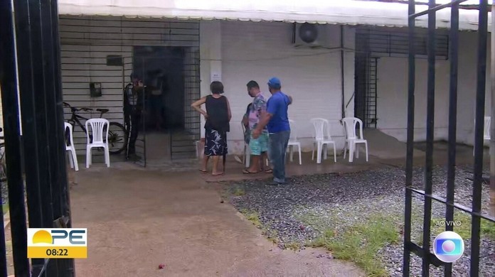 Olinda entrega policlínica em São Benedito após reforma