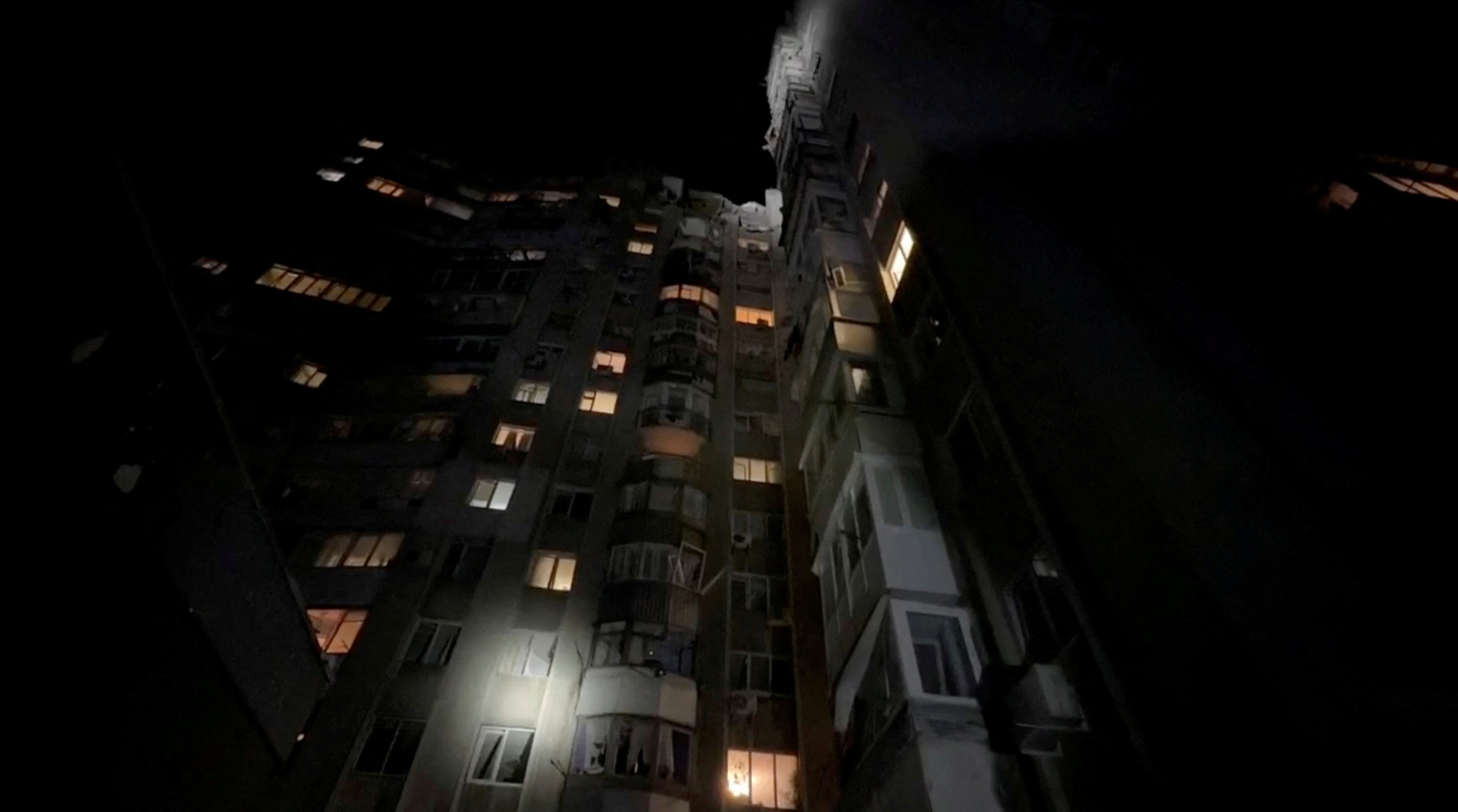 Bombardeios de drones russos matam 2 pessoas e ferem outras 5 na Ucrânia