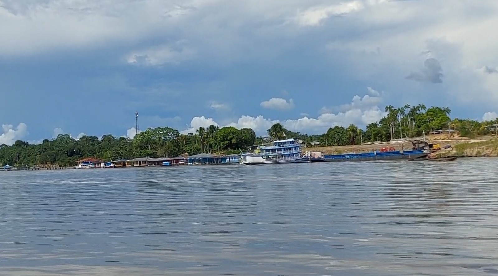 São Paulo de Olivença decreta situação de emergência por conta da seca do Rio Solimões no Amazonas