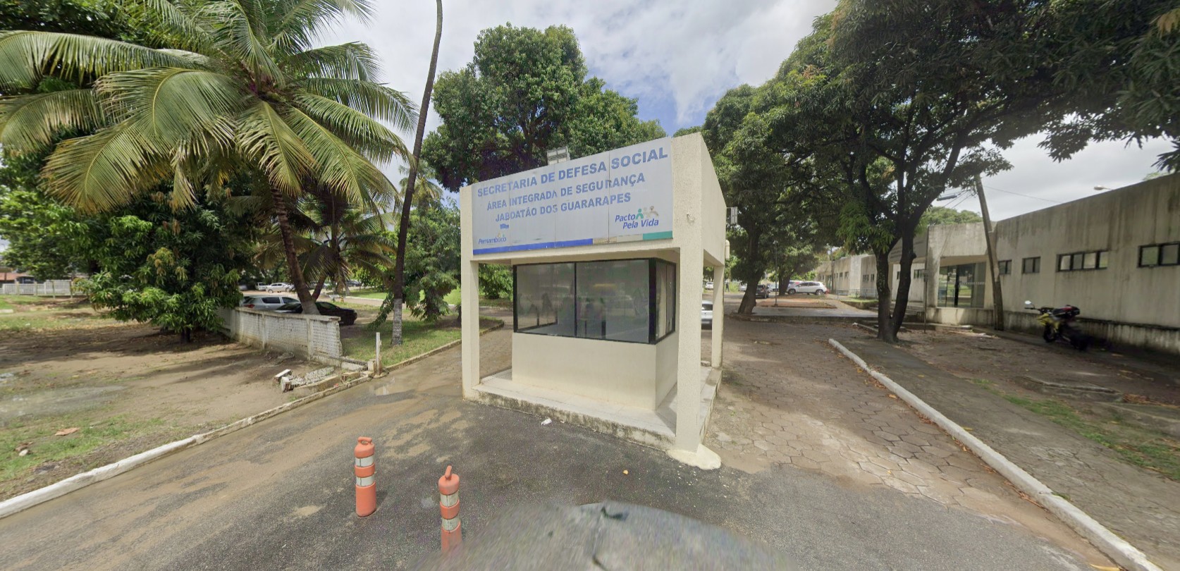 Mulher é esfaqueada e denuncia ex-genro pelo crime; polícia investiga tentativa de feminicídio