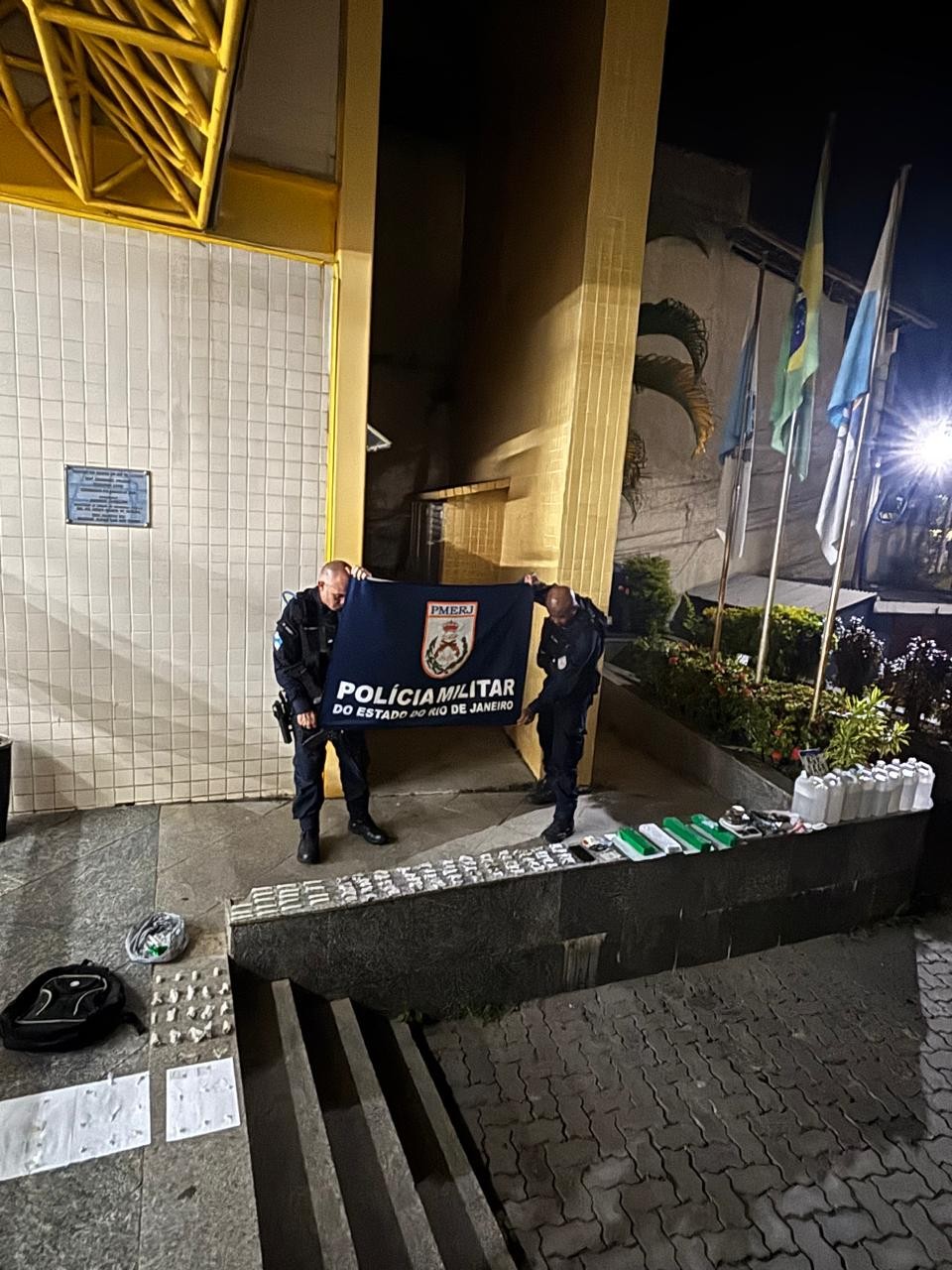 Mulher é presa com cerca de 5 kg de maconha em Três Rios