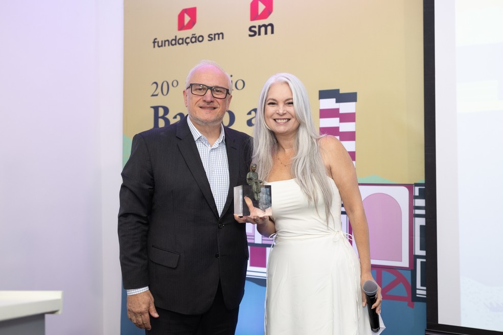 Cearense Marília Lovatel é premiada em competição nacional de literatura infantojuvenil — Foto: Divulgação
