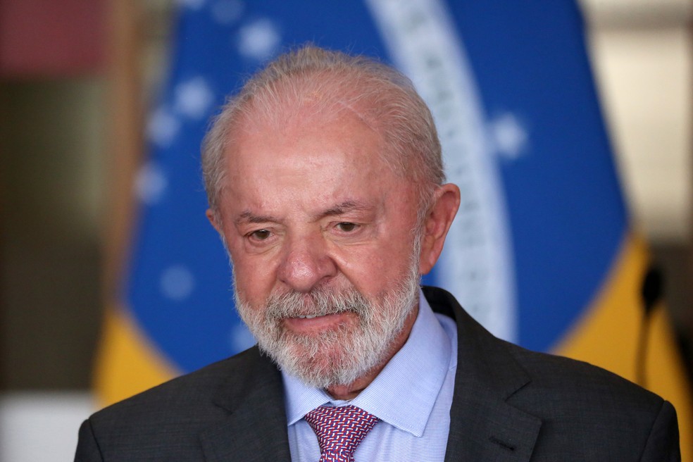 O presidente da República, Luiz Inácio Lula da Silva, participa da cerimônia de entrega de credenciais a novos embaixadores no Palácio do Planalto, em Brasília (DF), nesta segunda-feira, 20 de outubro de 2025. — Foto: Fátima Meira/Enquadrar/Estadão Conteúdo