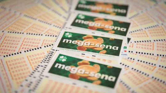 Mega-Sena acumula e prêmio vai a R$ 6,5 milhões; veja dezenas - Foto: (Marcelo Brandt/G1)