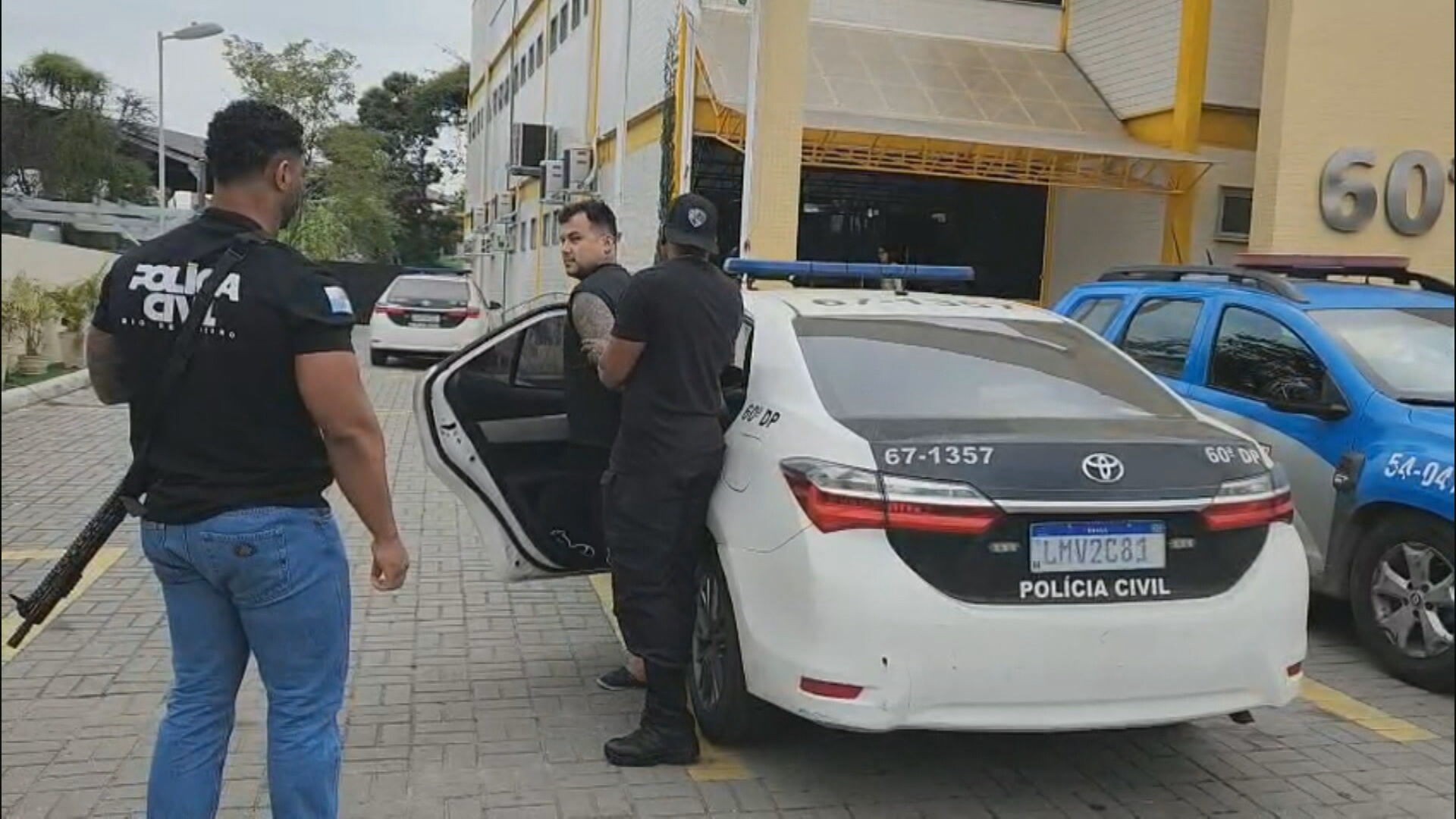 Dono de clínica veterinária em Duque de Caxias é preso por espancar idoso que reclamou de atendimento 