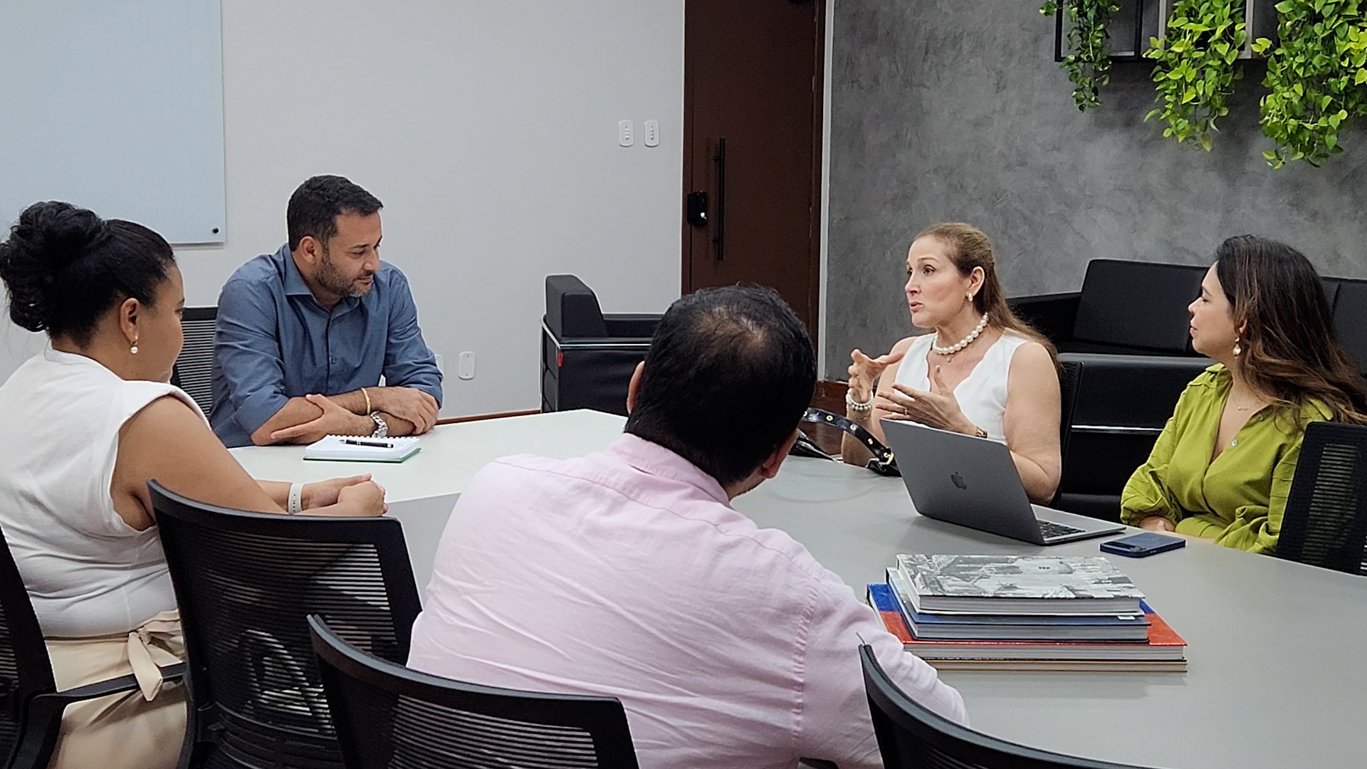 Equipe da Fundação Rede Amazônica firma parcerias com as secretarias de ...