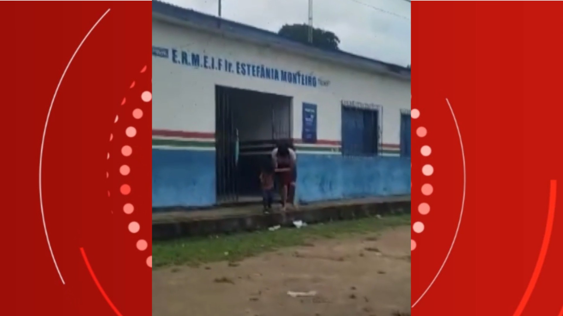 'Surto' de mariposas assusta moradores e causa suspensão de aulas em escolas no Pará