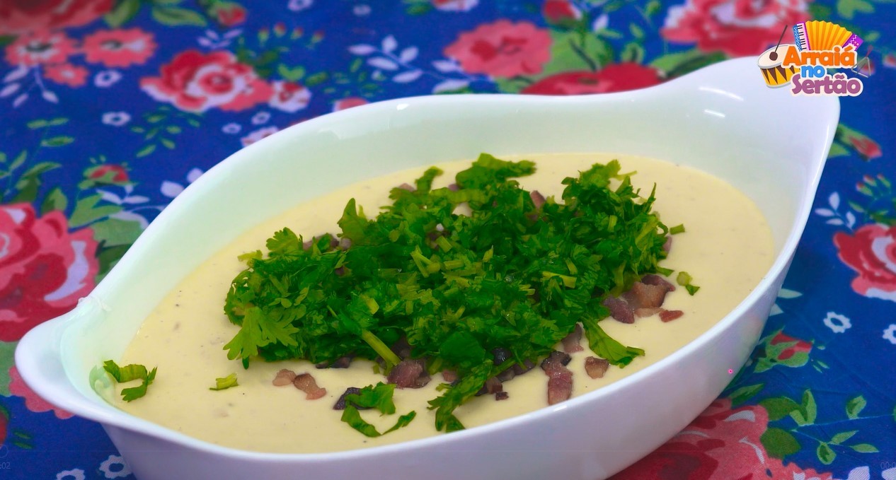 'Sabor Junino': aprenda a preparar um creme de milho com bacon 