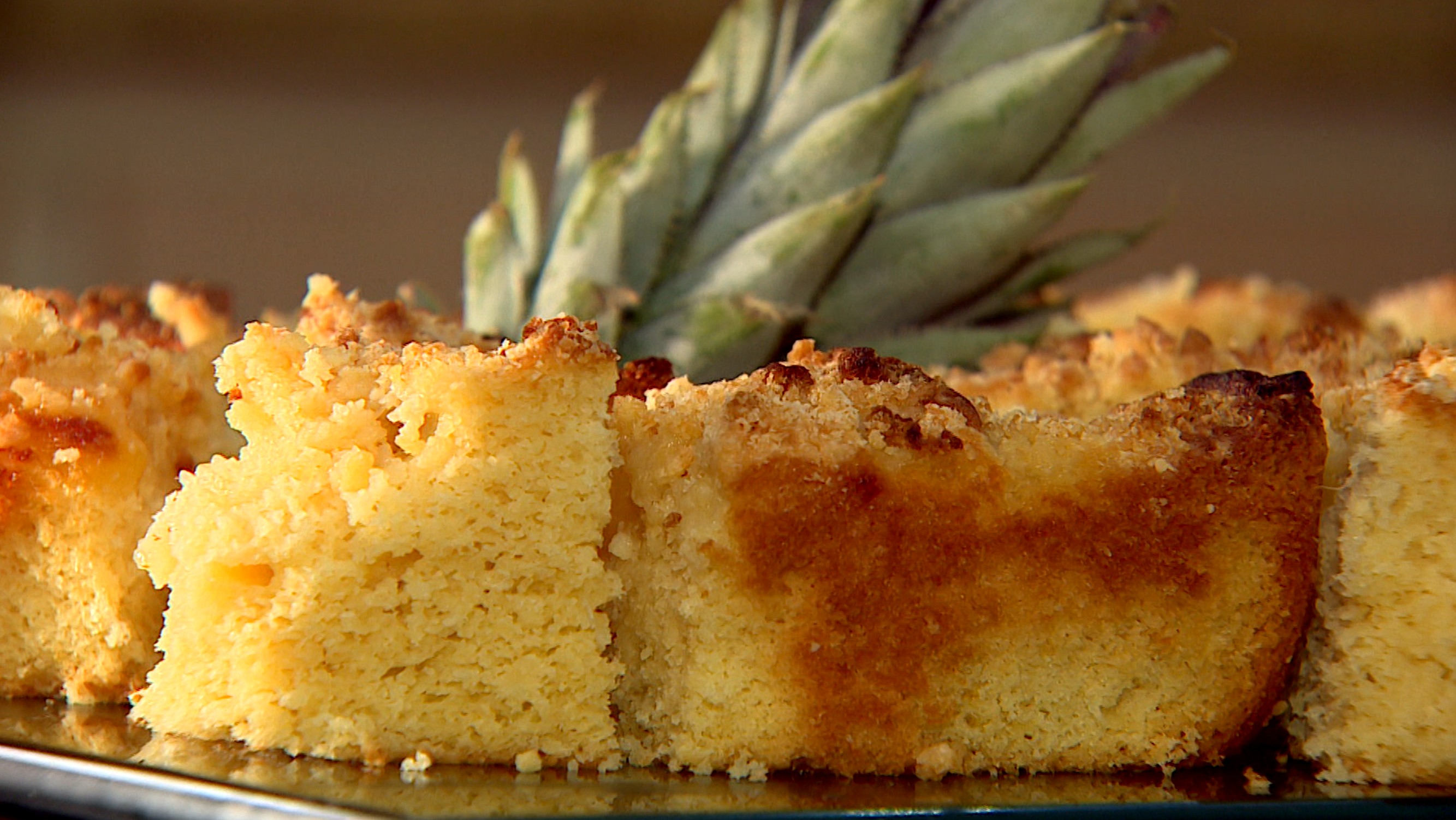 Hora do Rancho: aprenda a fazer cuca de abacaxi; sobremesa saborosa