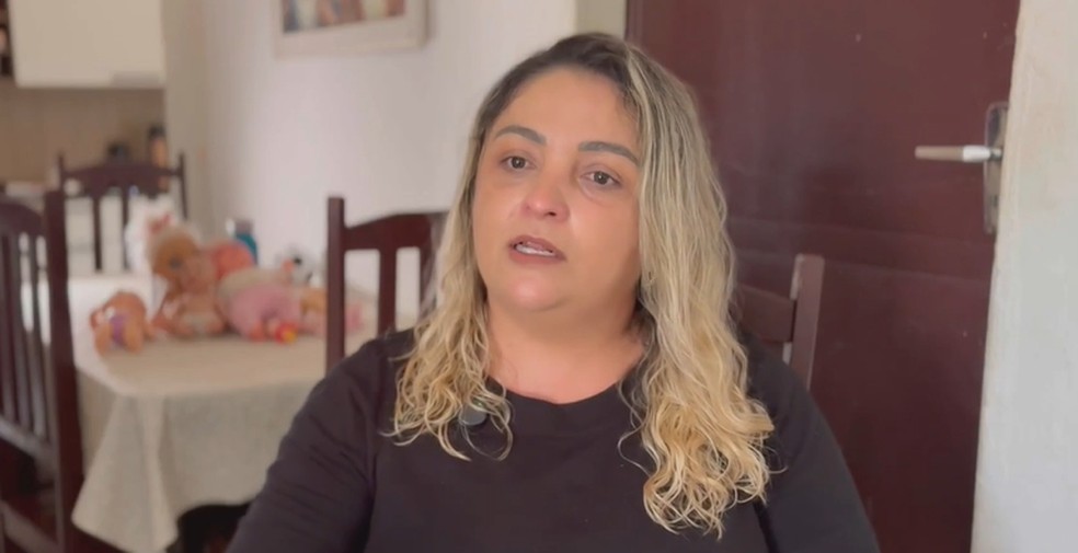 Irmã da vítima de feminicídio deu declaração para a TV Paraíba sobre a morte, em Itaporanga — Foto: TV Paraíba