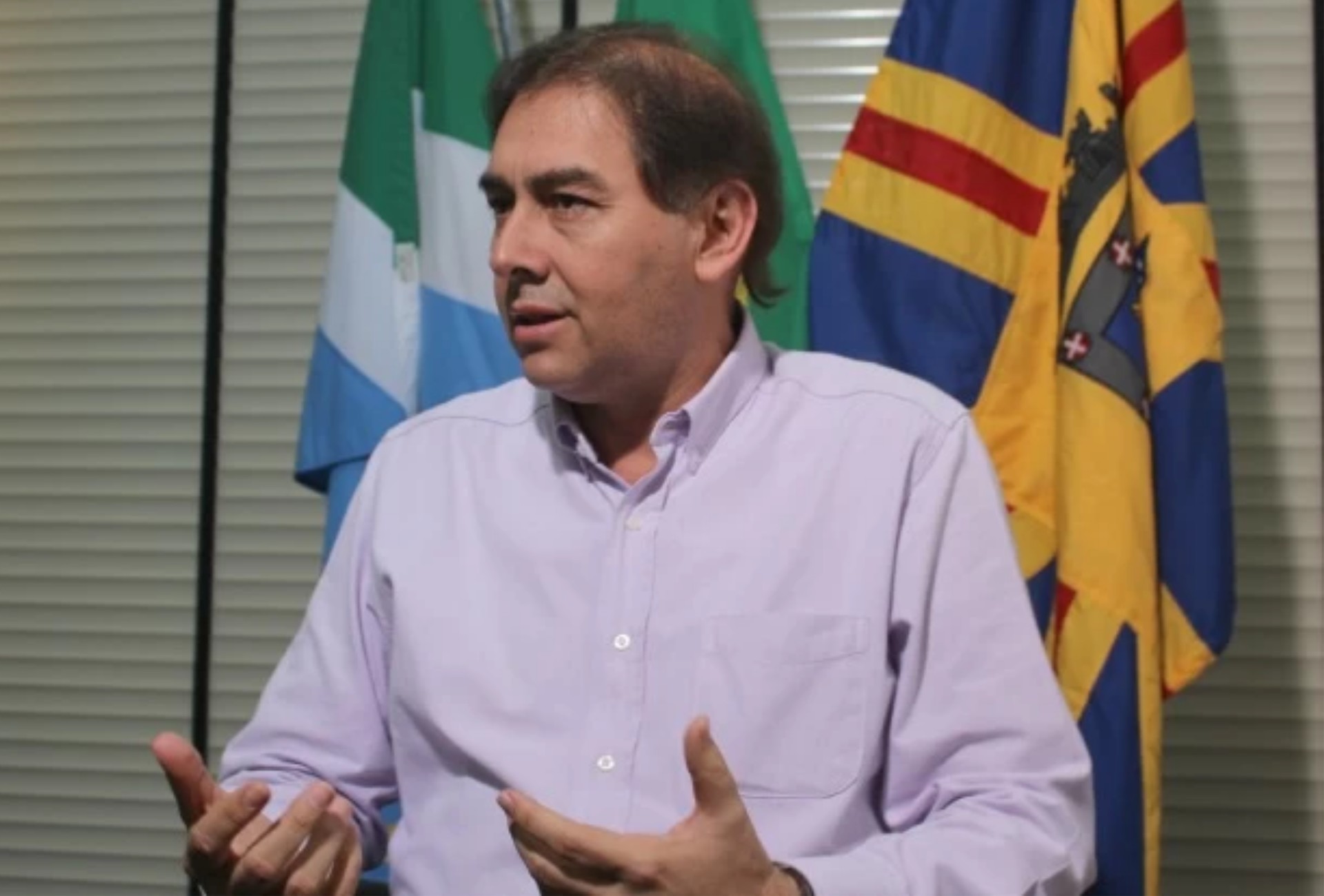 Saiba quem é Alcides Bernal, ex-prefeito que se entregou após matar homem que comprou sua casa