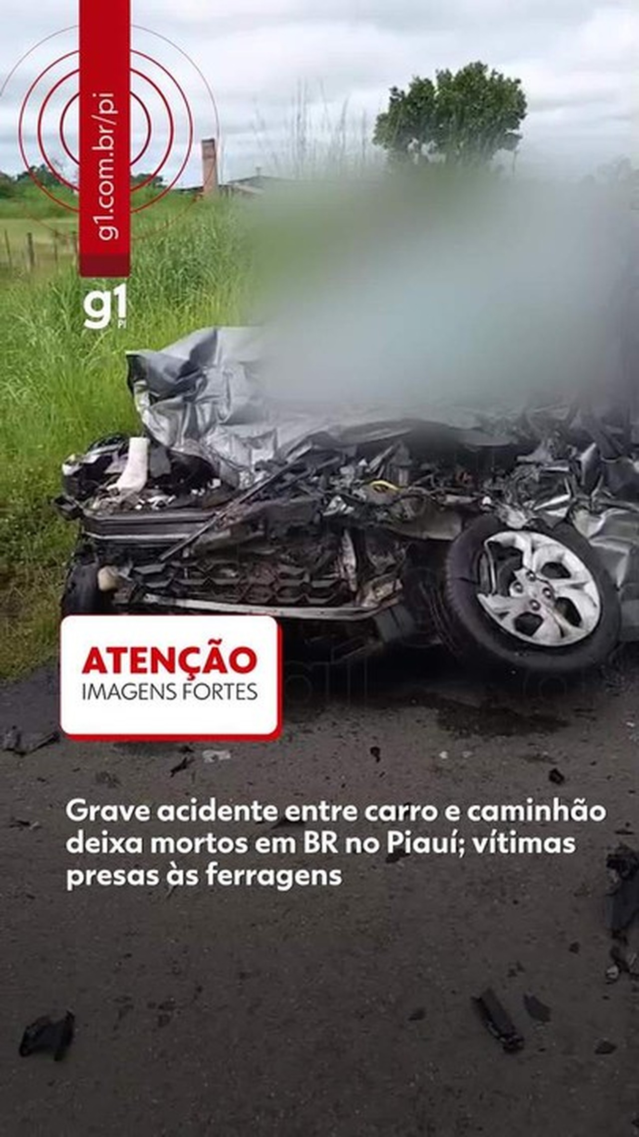 Vídeo: Grave acidente entre carro e caminhão deixa mortos em BR no Piauí; vítimas presas às ferragens