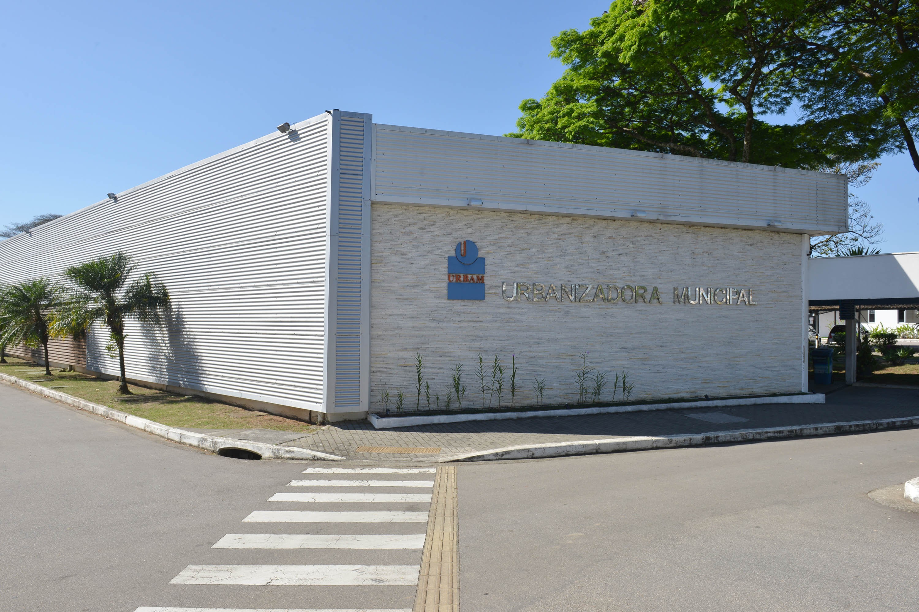Funcionários da Urbam entram em greve por falta de acordo no