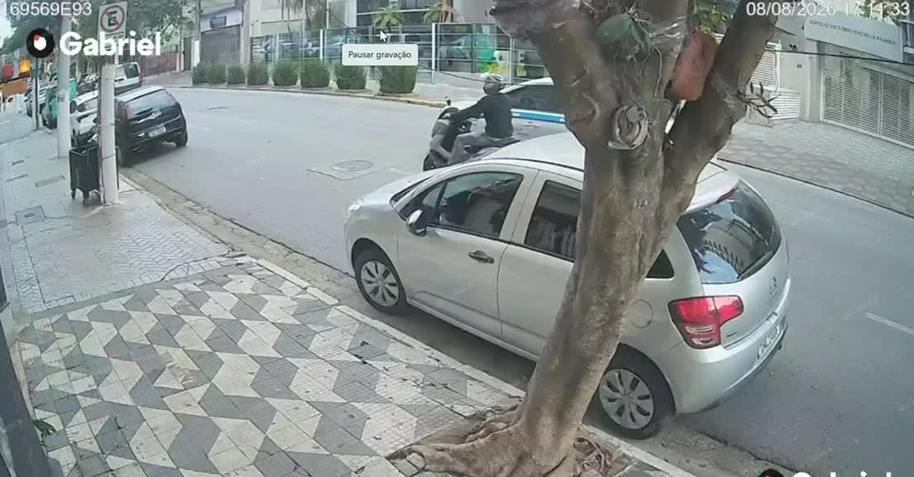 Quatro mulheres são assaltadas por criminoso armado em motocicleta no Itaim Bibi, em SP