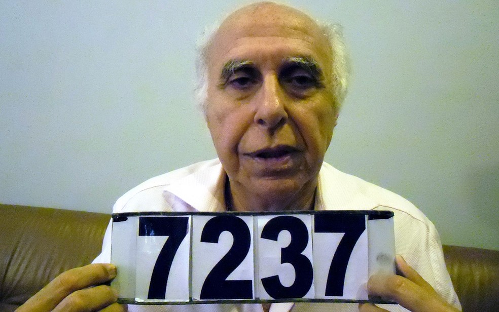 Aps ser preso, Roger Abdelmassih faz foto de identificao no Paraguai  Foto: Divulgao/Senad