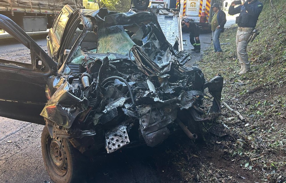Cinco pessoas morrem após grave acidente no Sudoeste do Paraná — Foto: Adelino Guimarães/Rádio Voz