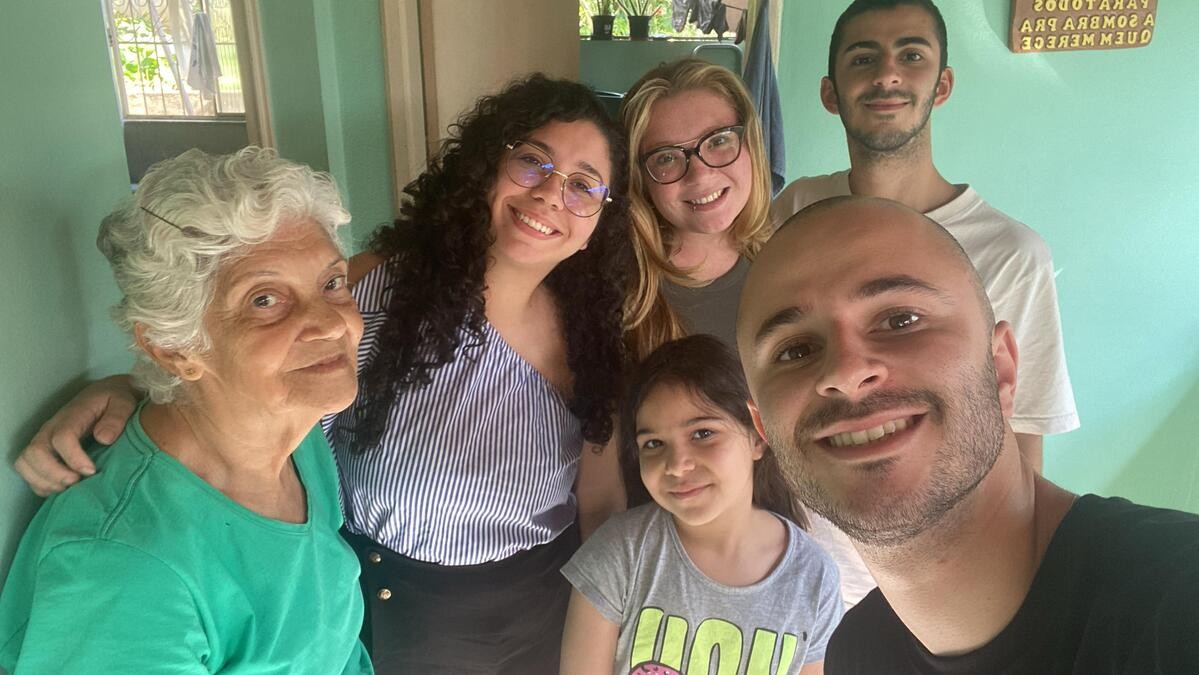 Receita de Vó: aprenda a fazer doce 'beijinho' da Dona Luzia