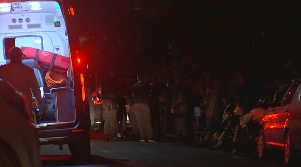 Local onde o suspeito de estuprar uma adolescente de 16 anos em Rio Preto (SP) foi espancado por populares — Foto: ReproduçãoTV TEM