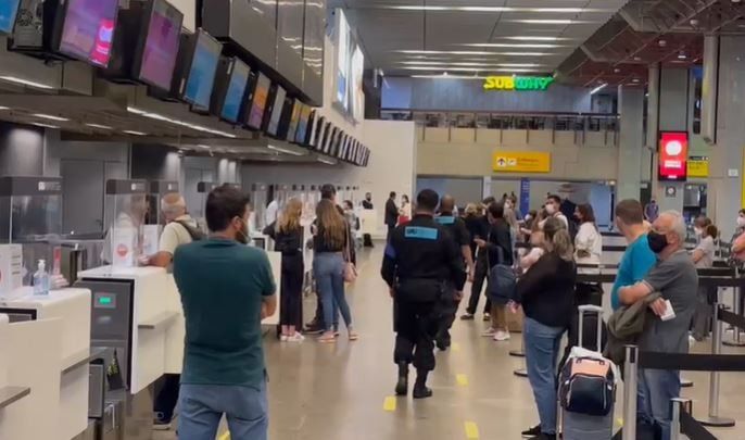 Presença de drones interrompe operações no Aeroporto Internacional de SP
