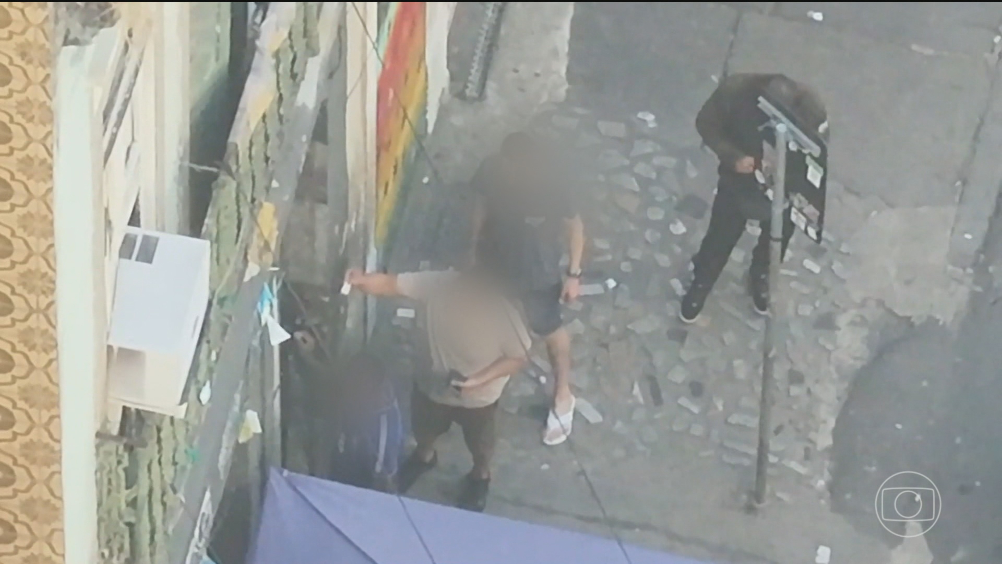 Dezessete pessoas são presas em ação policial contra tráfico de drogas na Lapa, no Centro do Rio