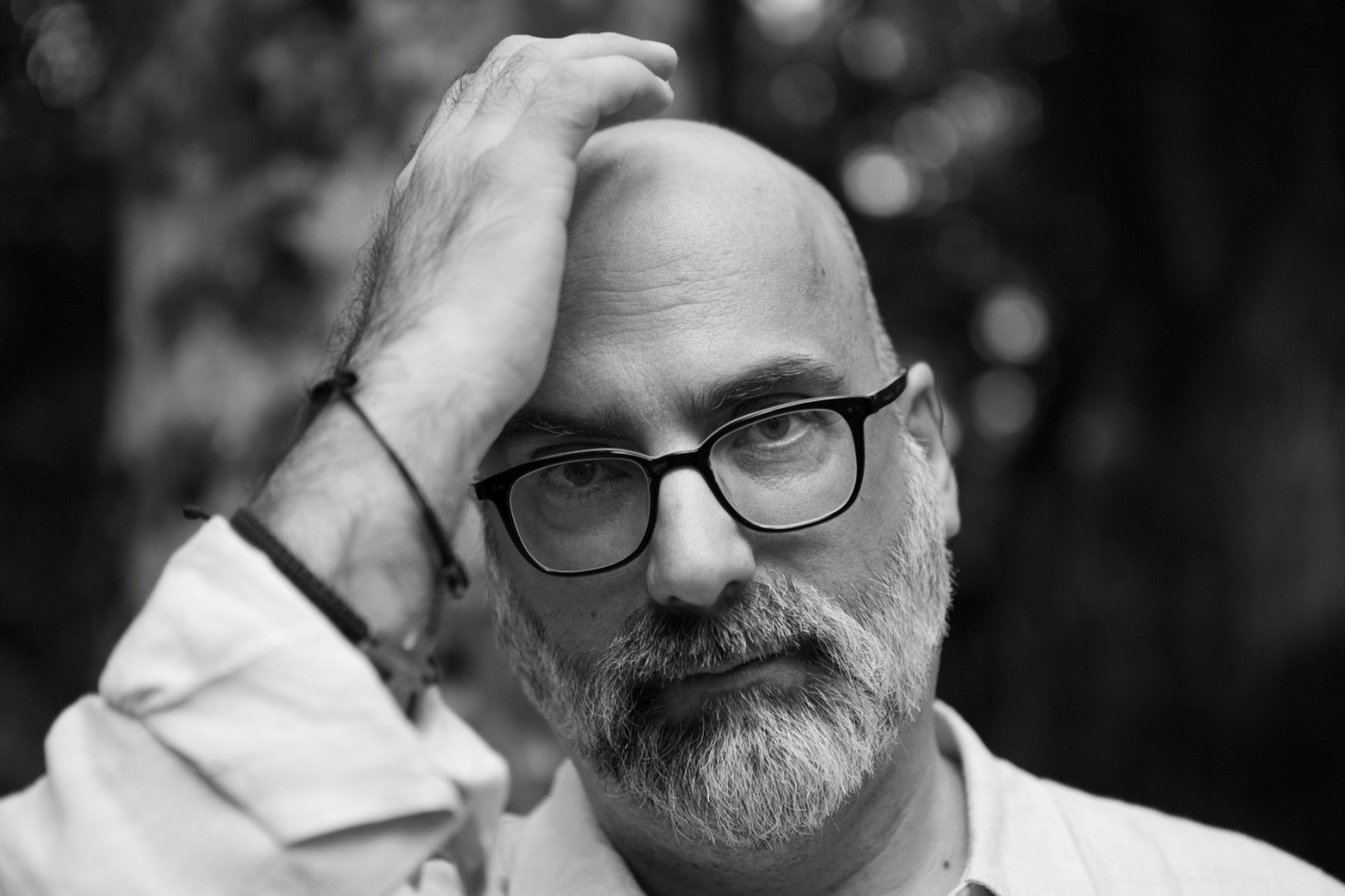 Como o Brasil influencia o escritor Valter Hugo Mãe: 'despudor em relação à língua'