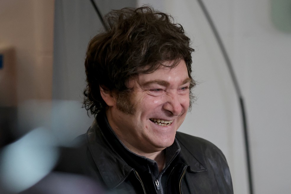 Javier Milei durante votação em 2025 — Foto: Emiliano Lasalvia / AFP