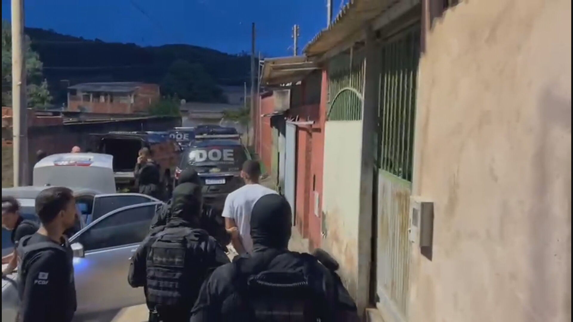 Presos 3 suspeitos de participar da execução de homem em lava-jato no DF