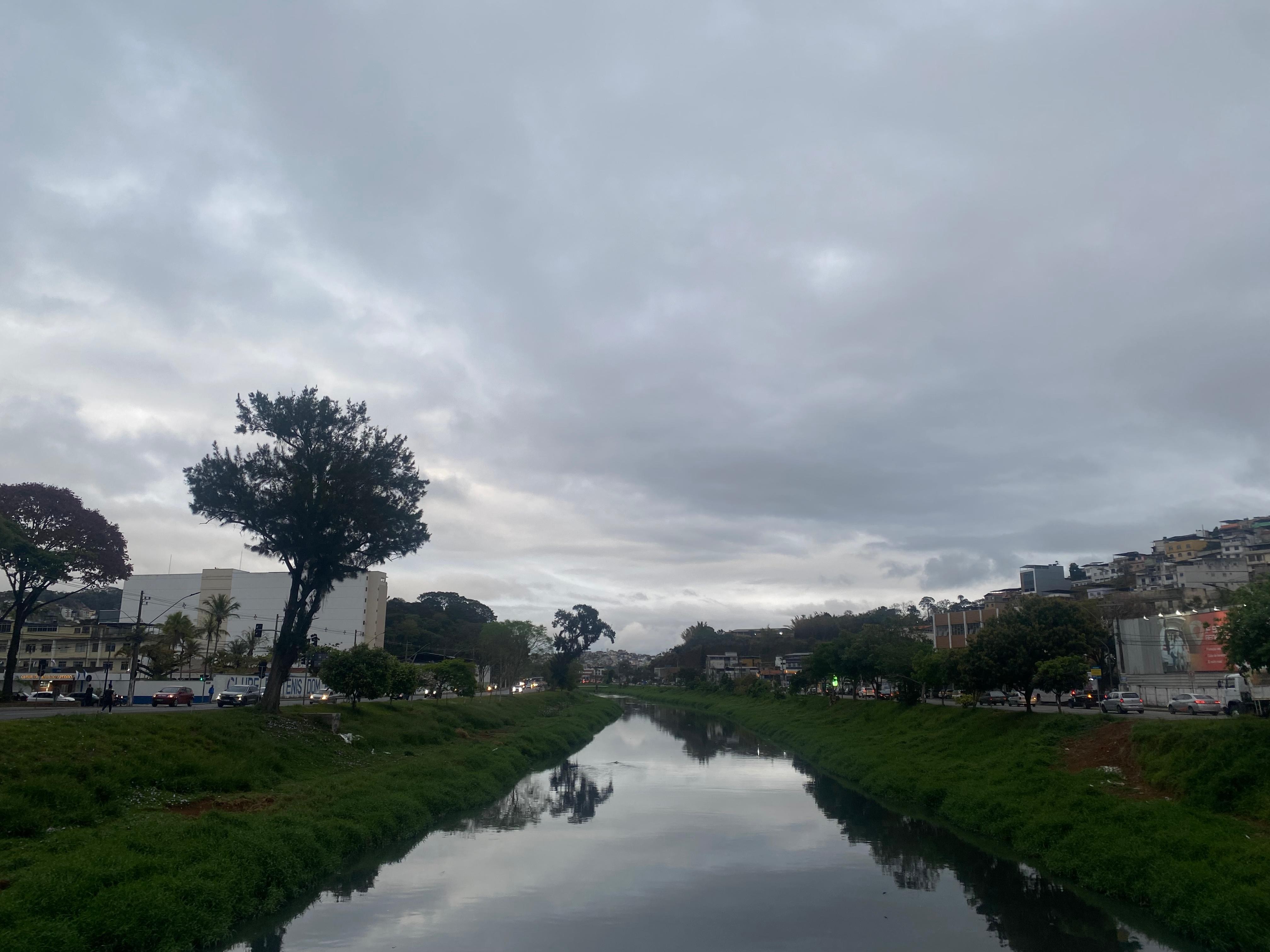 Temporal, ventos fortes e risco de granizo: semana de feriado tem alerta para o tempo em Juiz de Fora e região