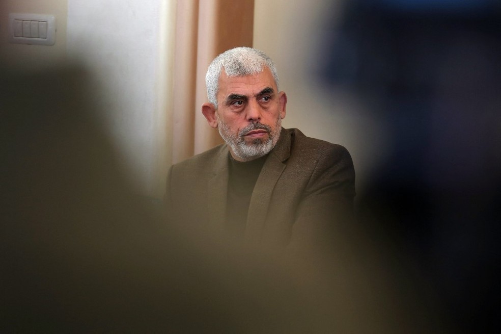 Yahya Sinwar em mesquita em Rafah em 24 de fevereiro de 2017. — Foto: Said Khatib/AFP
