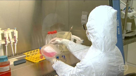 Autorizados testes em humanos de tratamento que modifica células do próprio paciente de câncer - Programa: Jornal Nacional 