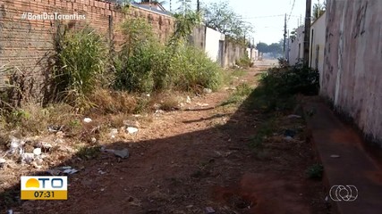 Moradores da Arse 112 dizem que via virou um lixão a céu aberto e cobram solução