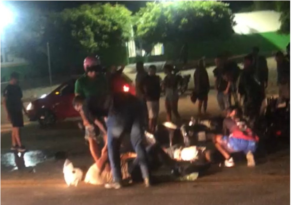 Acidente foi registrado entre duas motocicletas em Toritama. — Foto: Estação Notícias