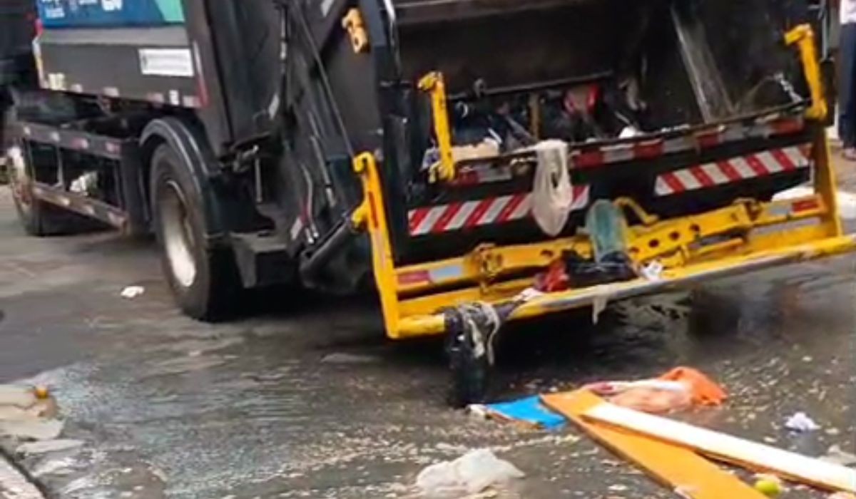 VÍDEO: Buraco se abre em rua e gari é lançado em Campinas 