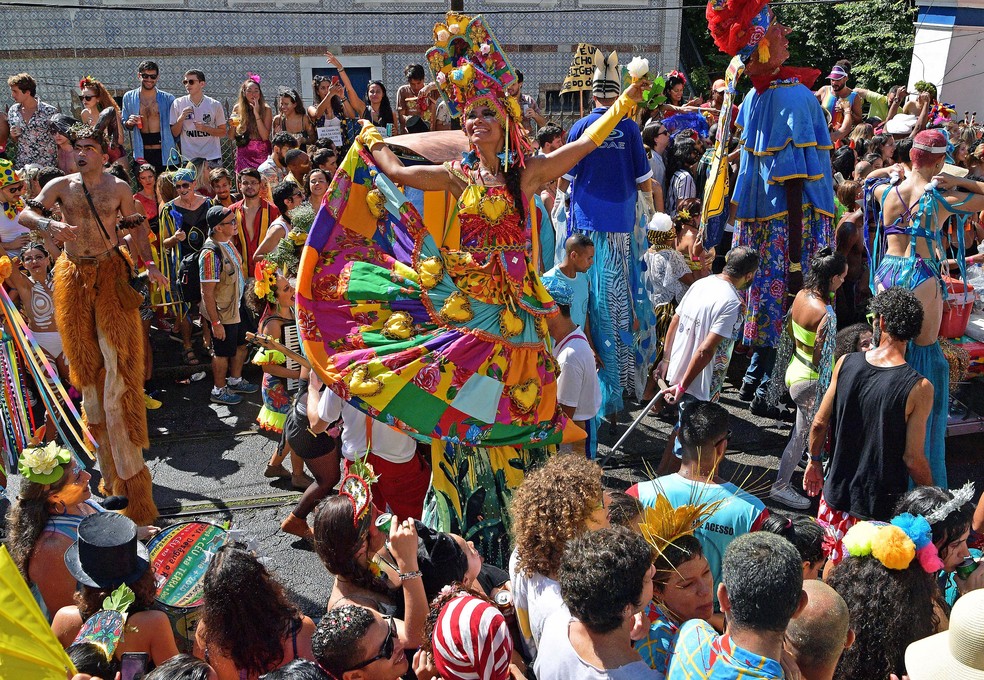 RJ anuncia pacote de editais de R$ 12 milhões para o carnaval de rua e  escolas, Carnaval 2023 no Rio de Janeiro