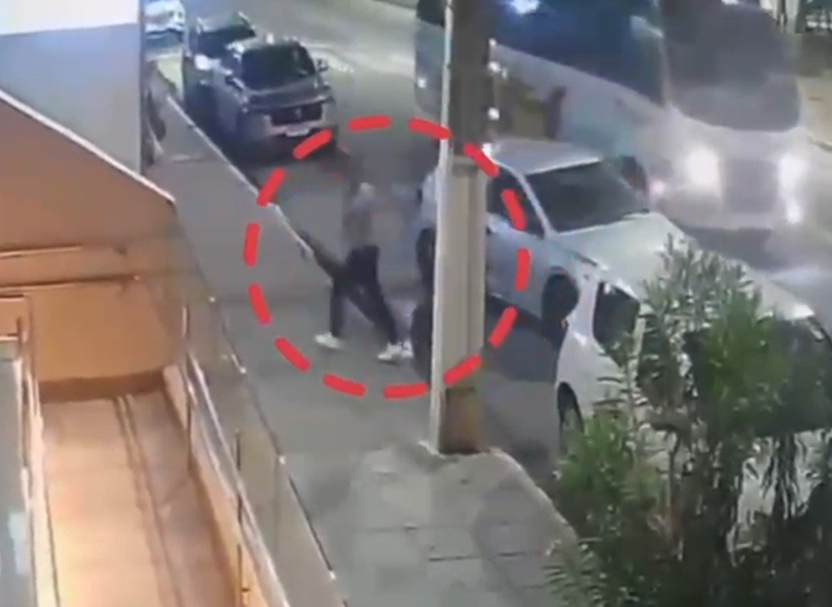 VÍDEO: homem morre após ser baleado na orla de Maceió e entrar em hotel para pedir ajuda