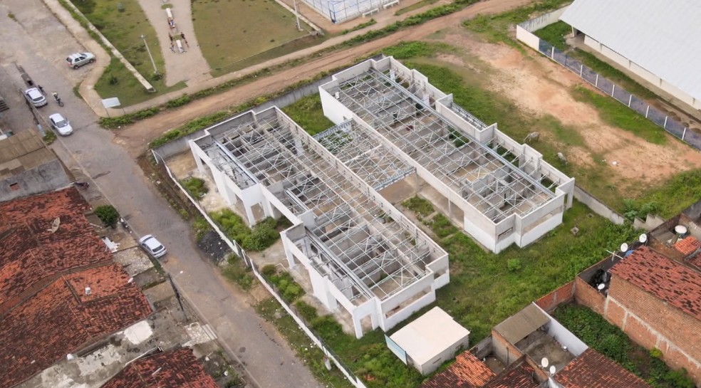 Creche em Guarabira ficou sem verba antes de ser concluída — Foto: TV Cabo Branco/Reprodução