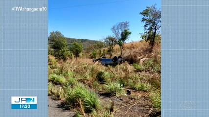 Acidente deixa mãe e filha feridas após caminhonete capotar no norte do estado